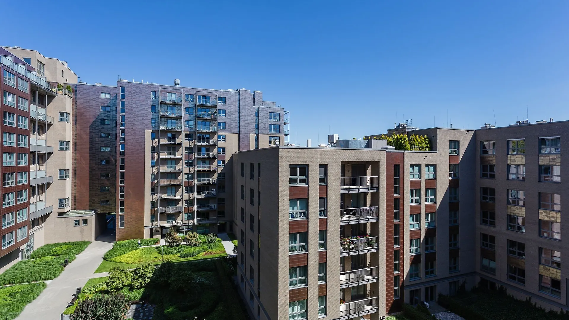 Apartment Platinum Residence Qbik